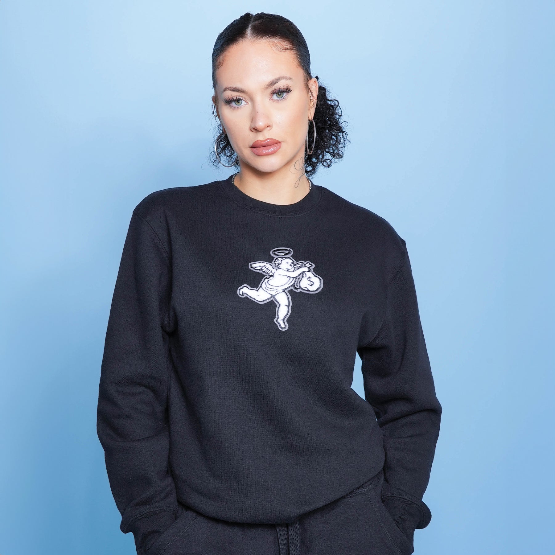 Small CHE Patch Crewneck and Jogger Set - Womens
