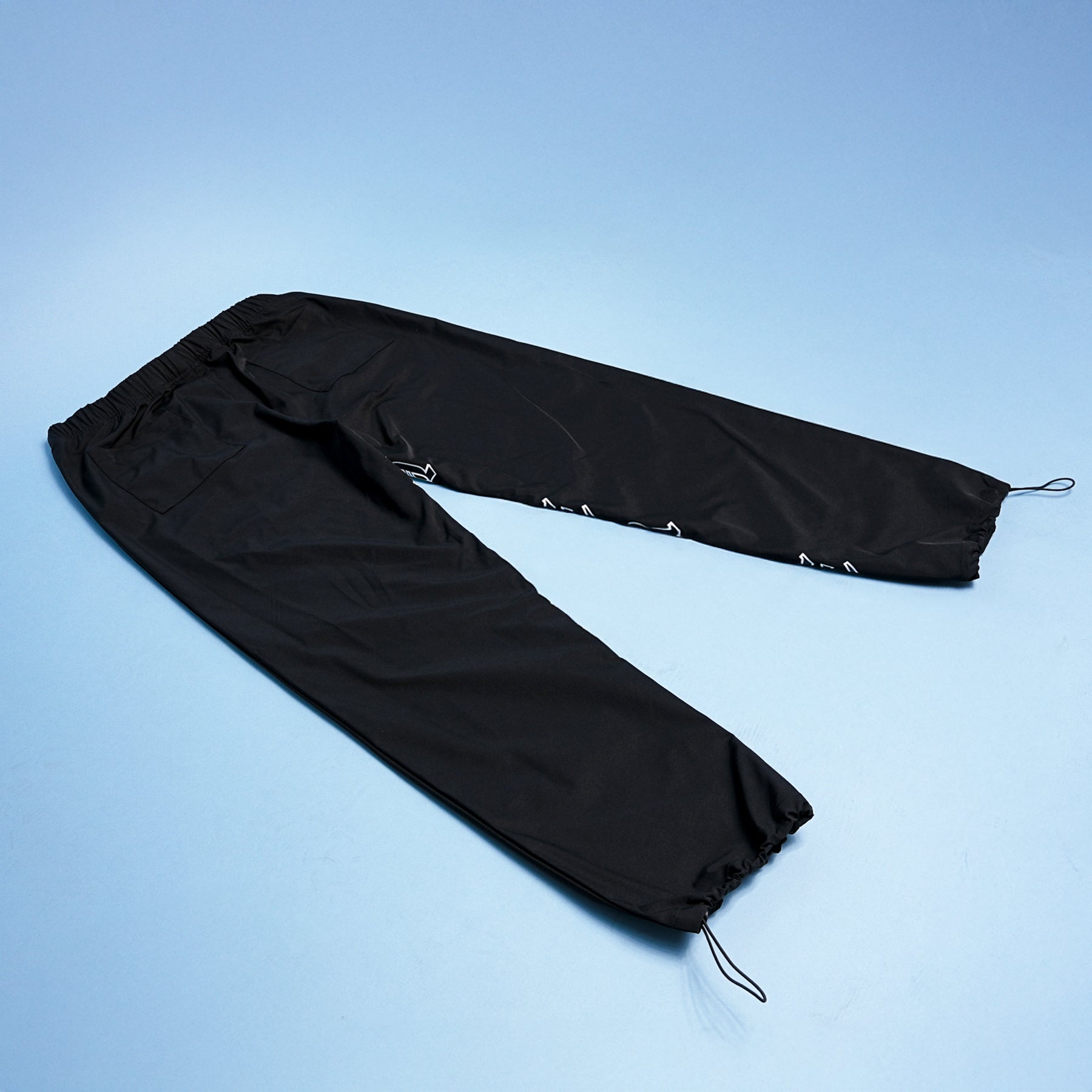 1 of 1 OE Windbreaker Bottoms