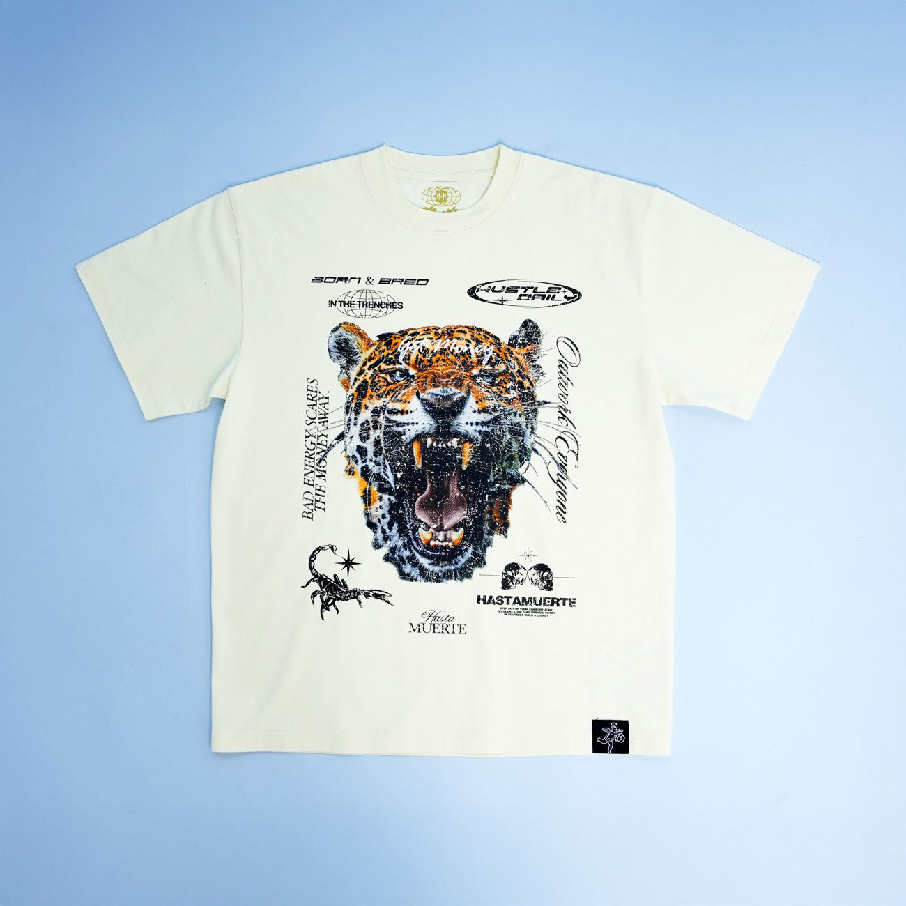 1 of 1 Leopard Roaring