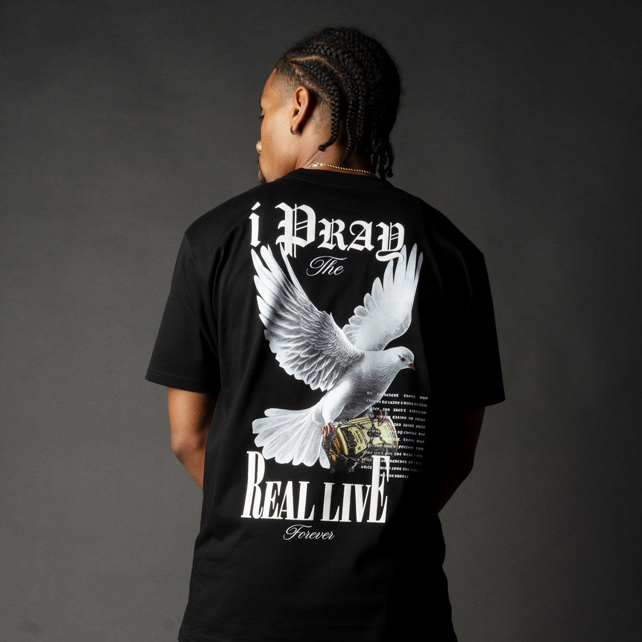 Camiseta Dove Pray The Real - Negra