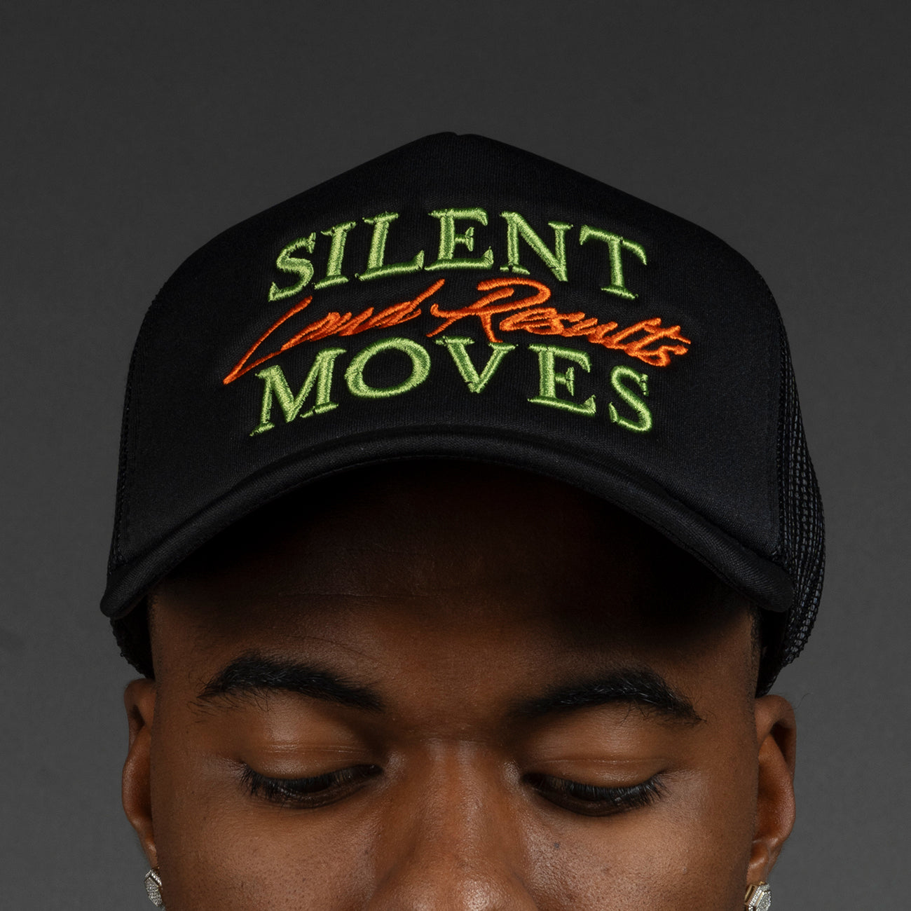 Silent Moves Trucker