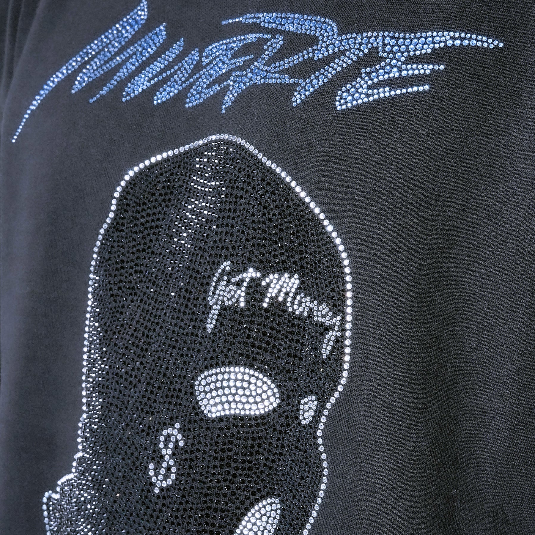 Sudadera con capucha AK dorada