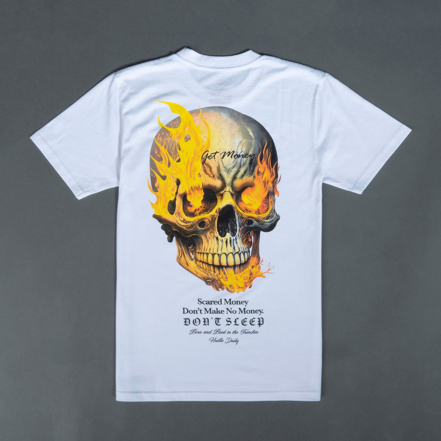 Camiseta Scared Money Burning Skull - Blanco